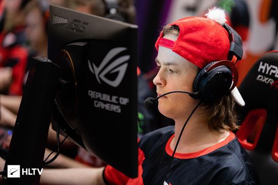 LPL全华班被淘汰 IG战队迎来重大胜利