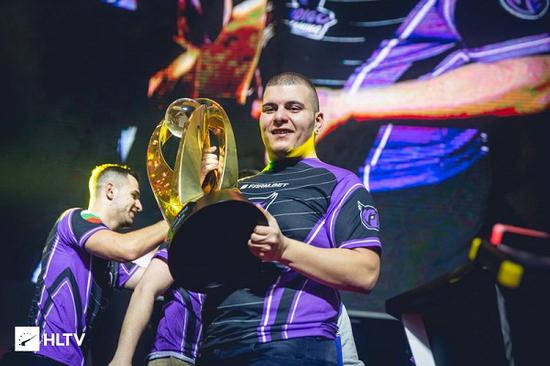 从追赶到引领：十年间《王者荣耀》与中国数字产业的转型之路